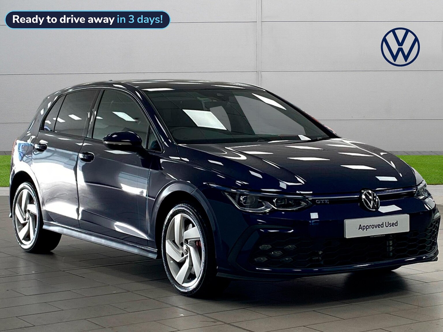 Main listing image - Volkswagen Golf GTE