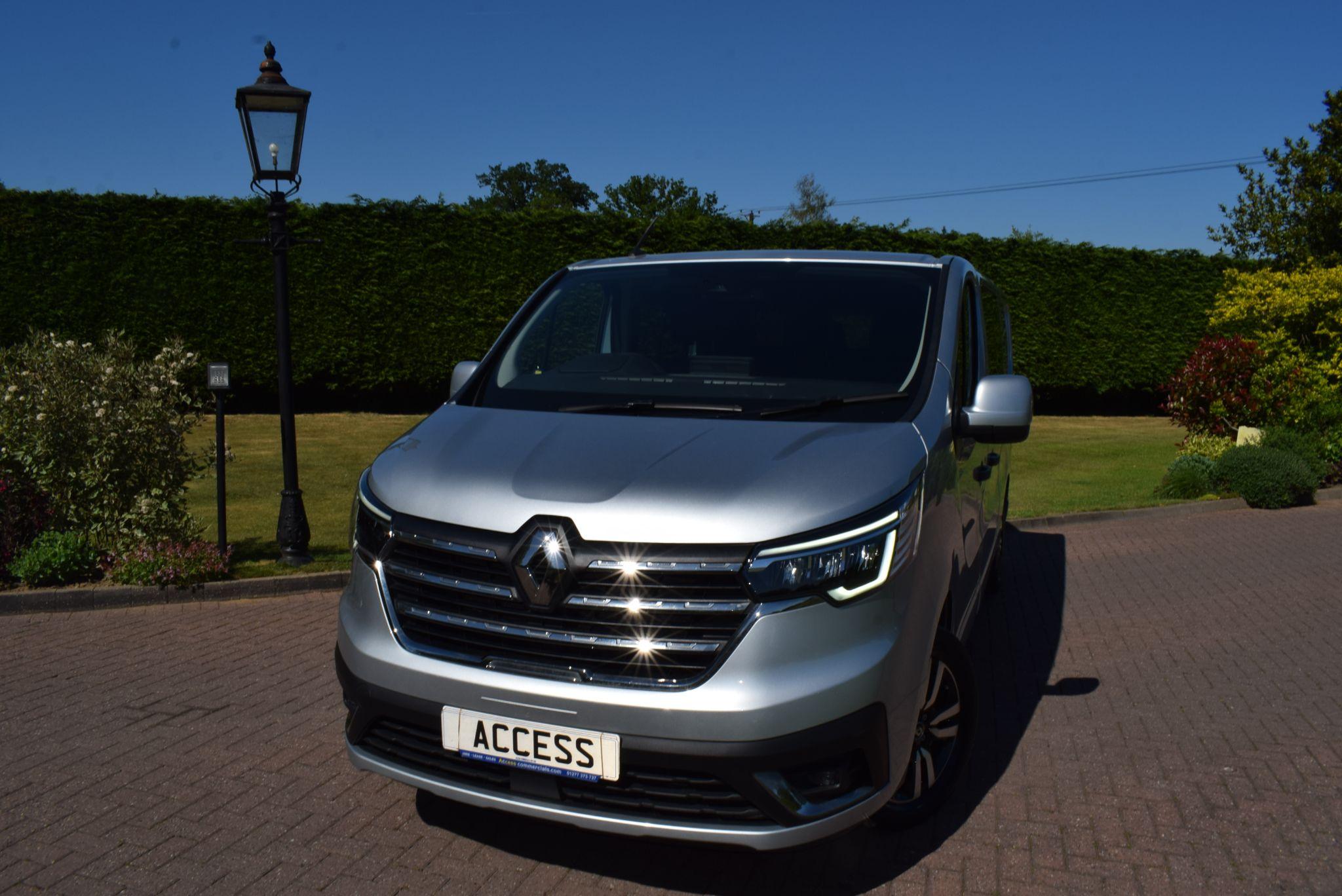 Main listing image - Renault Trafic