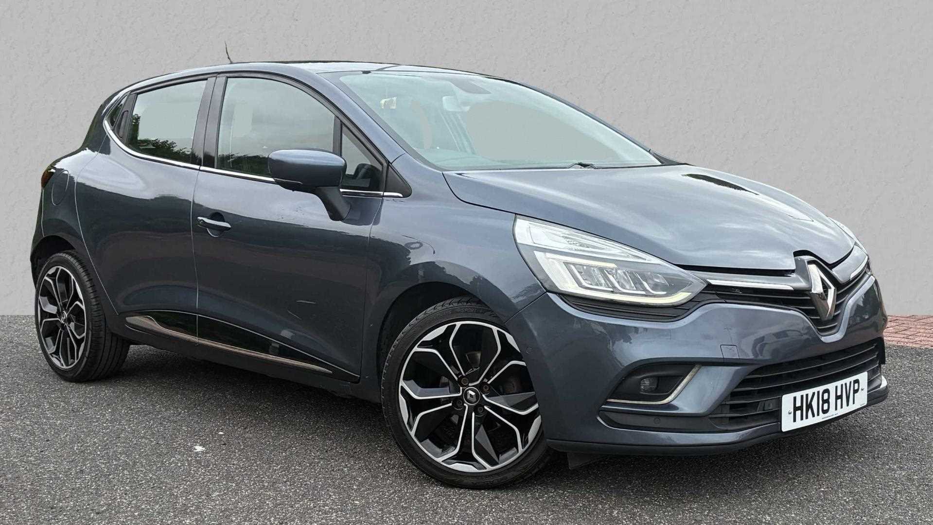 Main listing image - Renault Clio
