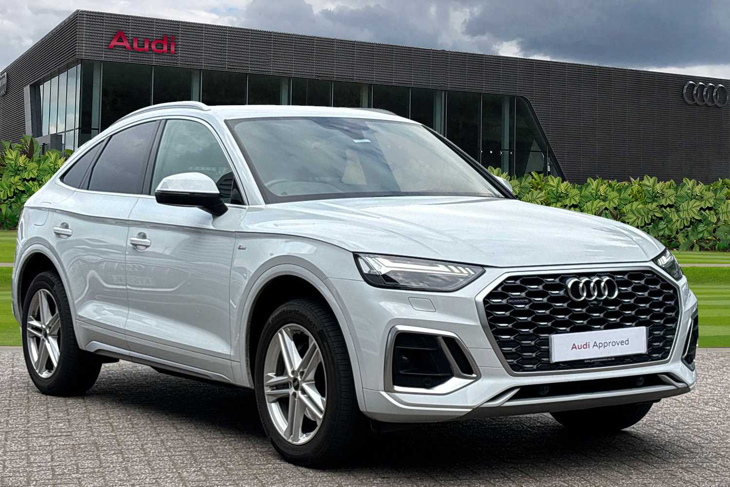 Main listing image - Audi Q5 Sportback