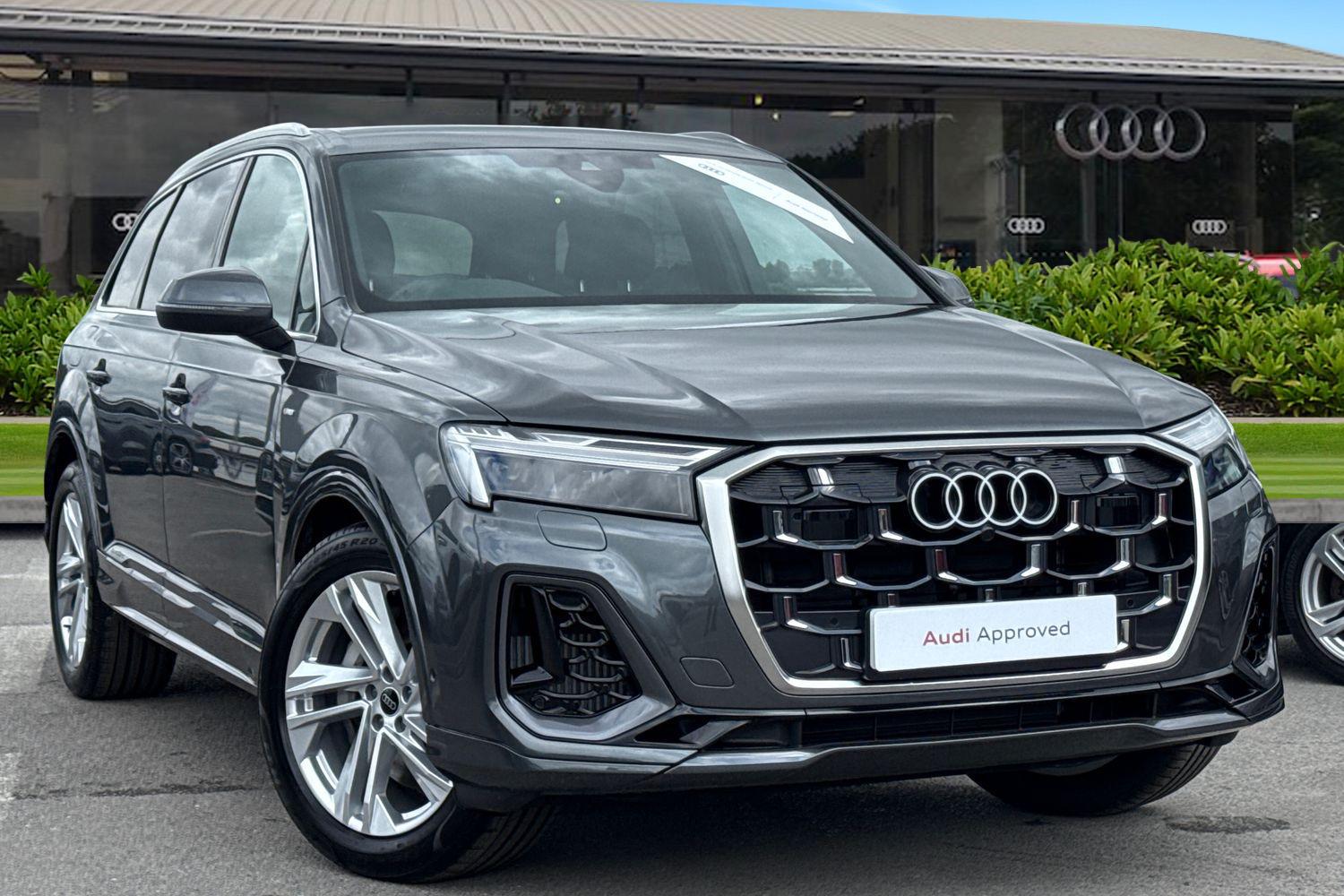 Main listing image - Audi Q7