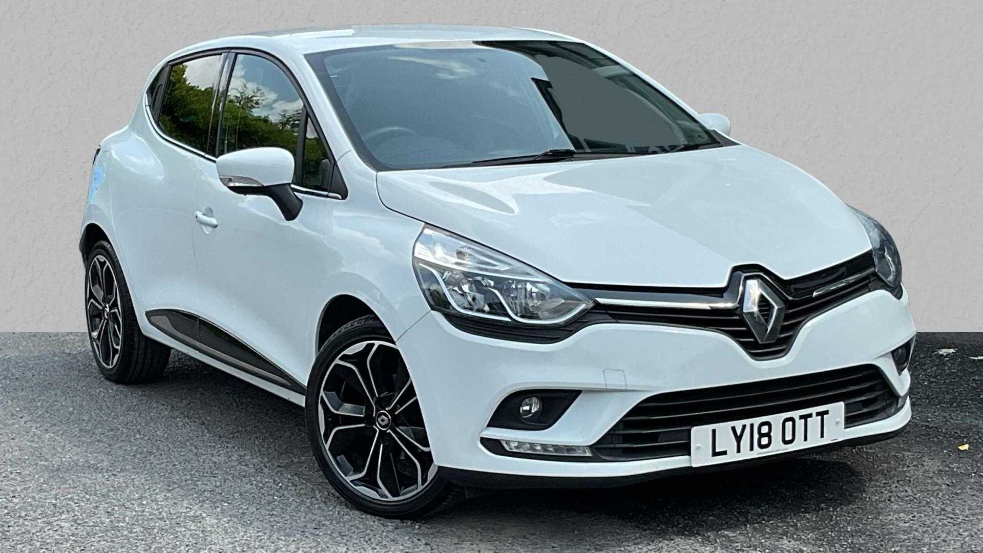 Main listing image - Renault Clio