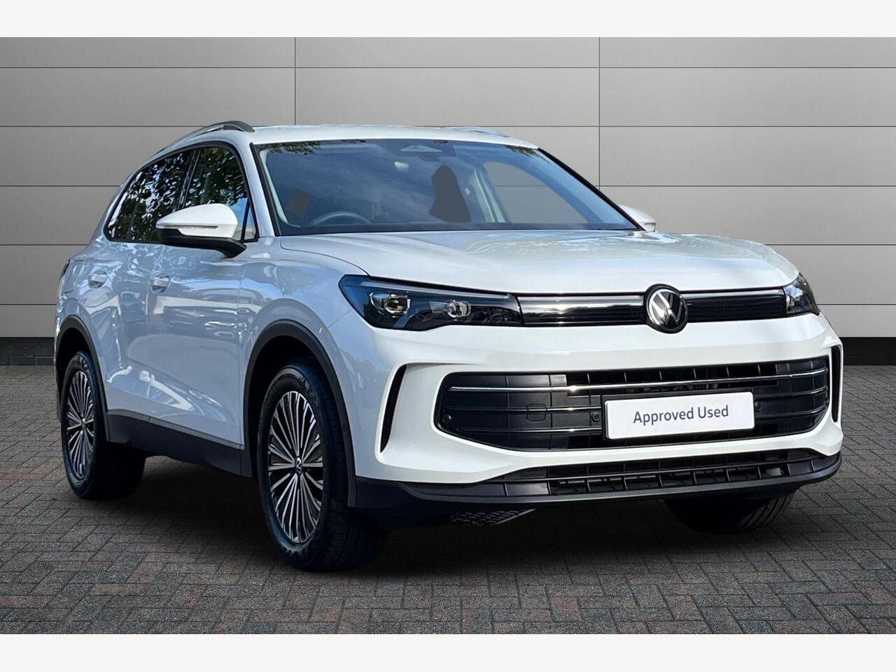 Main listing image - Volkswagen Tiguan