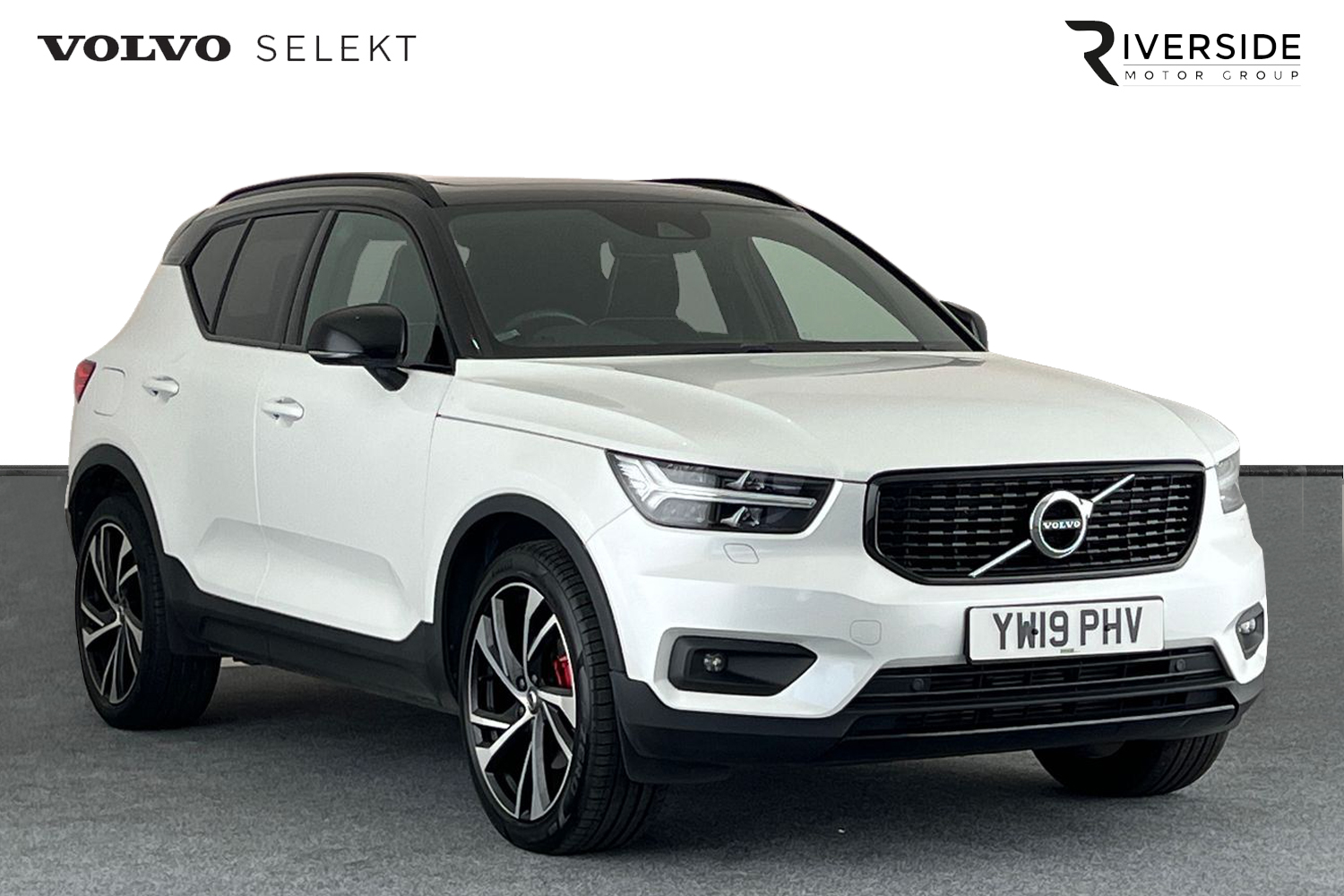 Main listing image - Volvo XC40