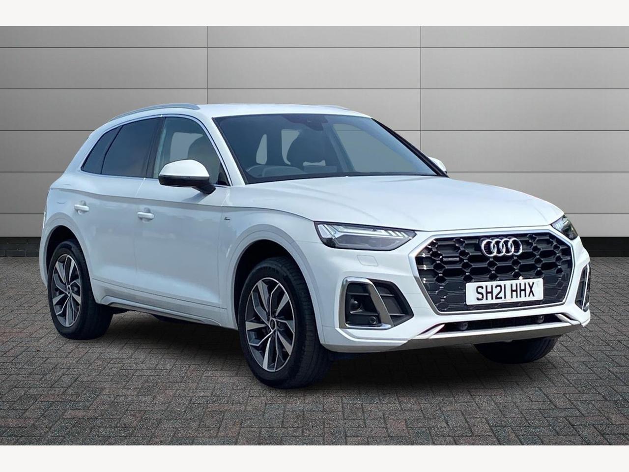 Main listing image - Audi Q5