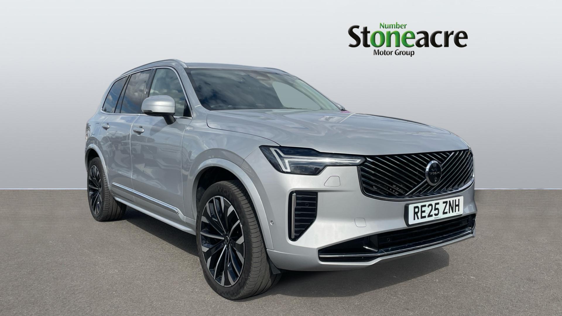 Main listing image - Volvo XC90