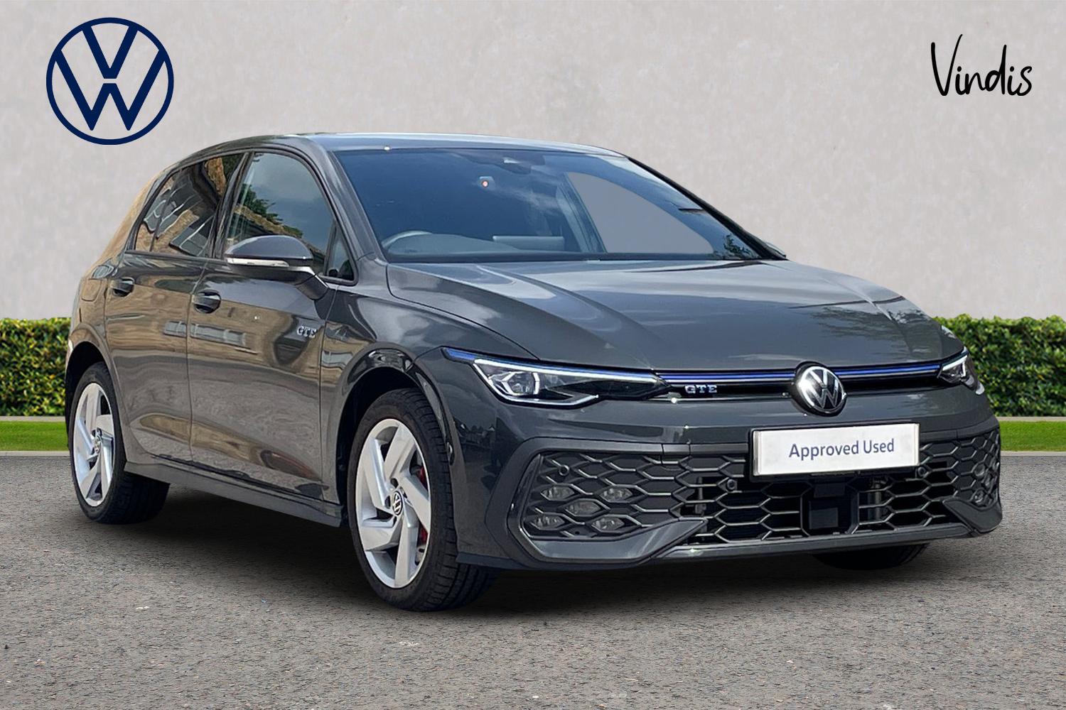 Main listing image - Volkswagen Golf GTE