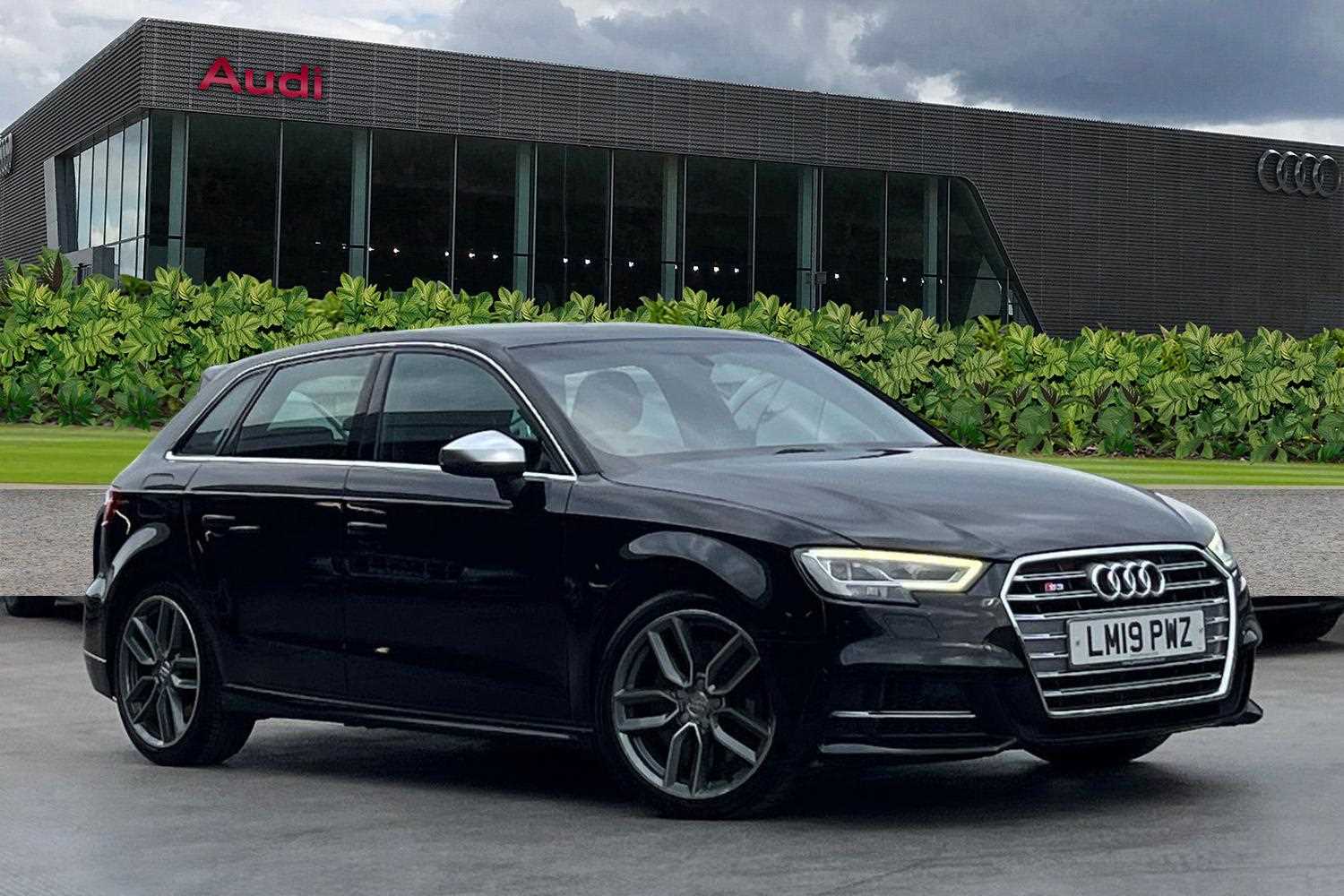 Main listing image - Audi S3