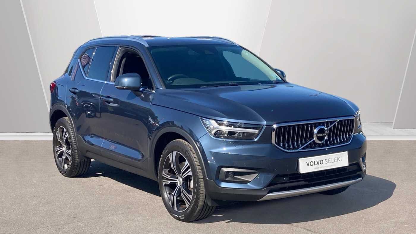 Main listing image - Volvo XC40