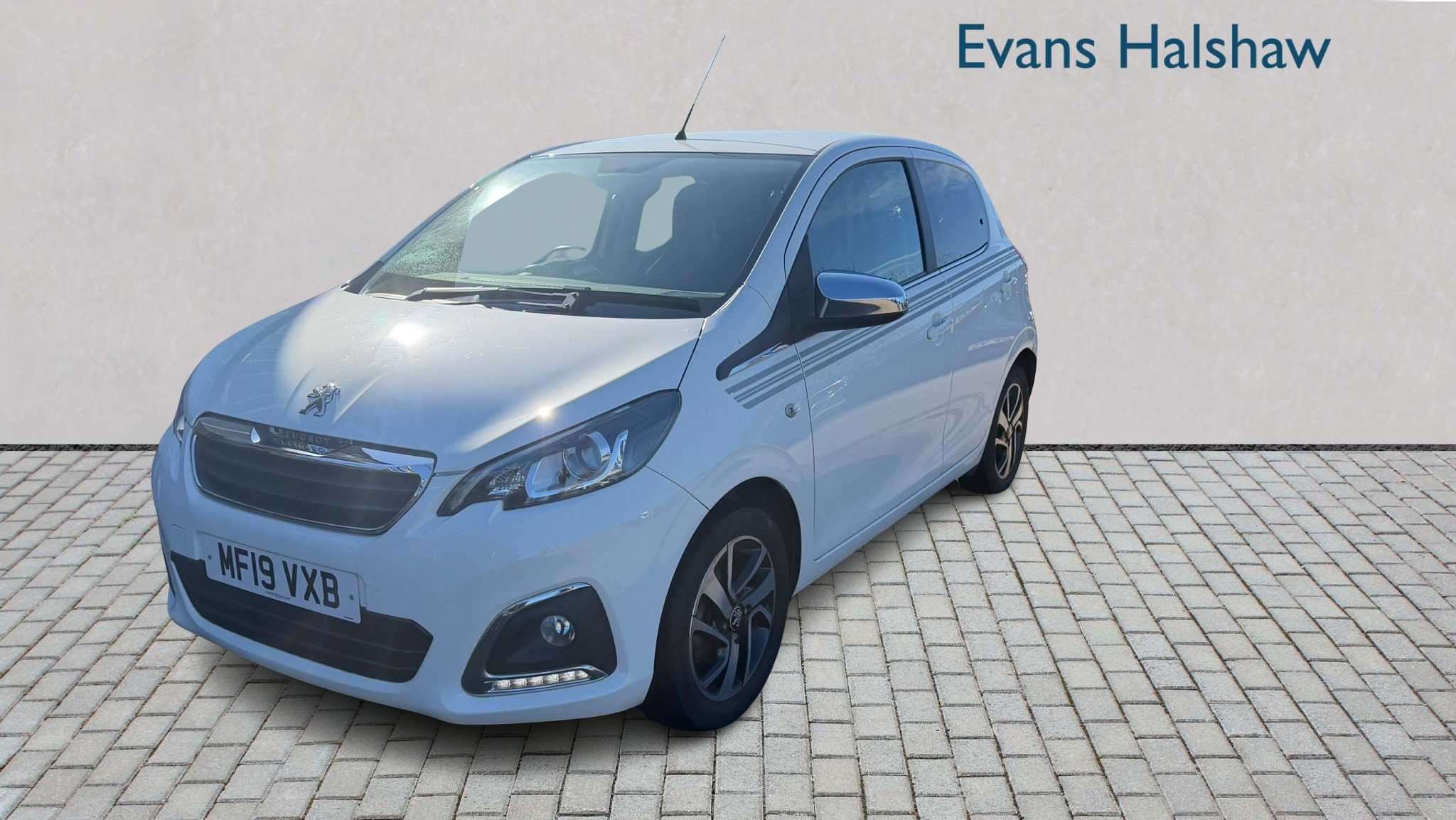 Main listing image - Peugeot 108