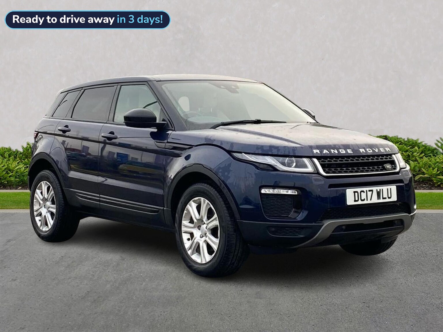 Main listing image - Land Rover Range Rover Evoque