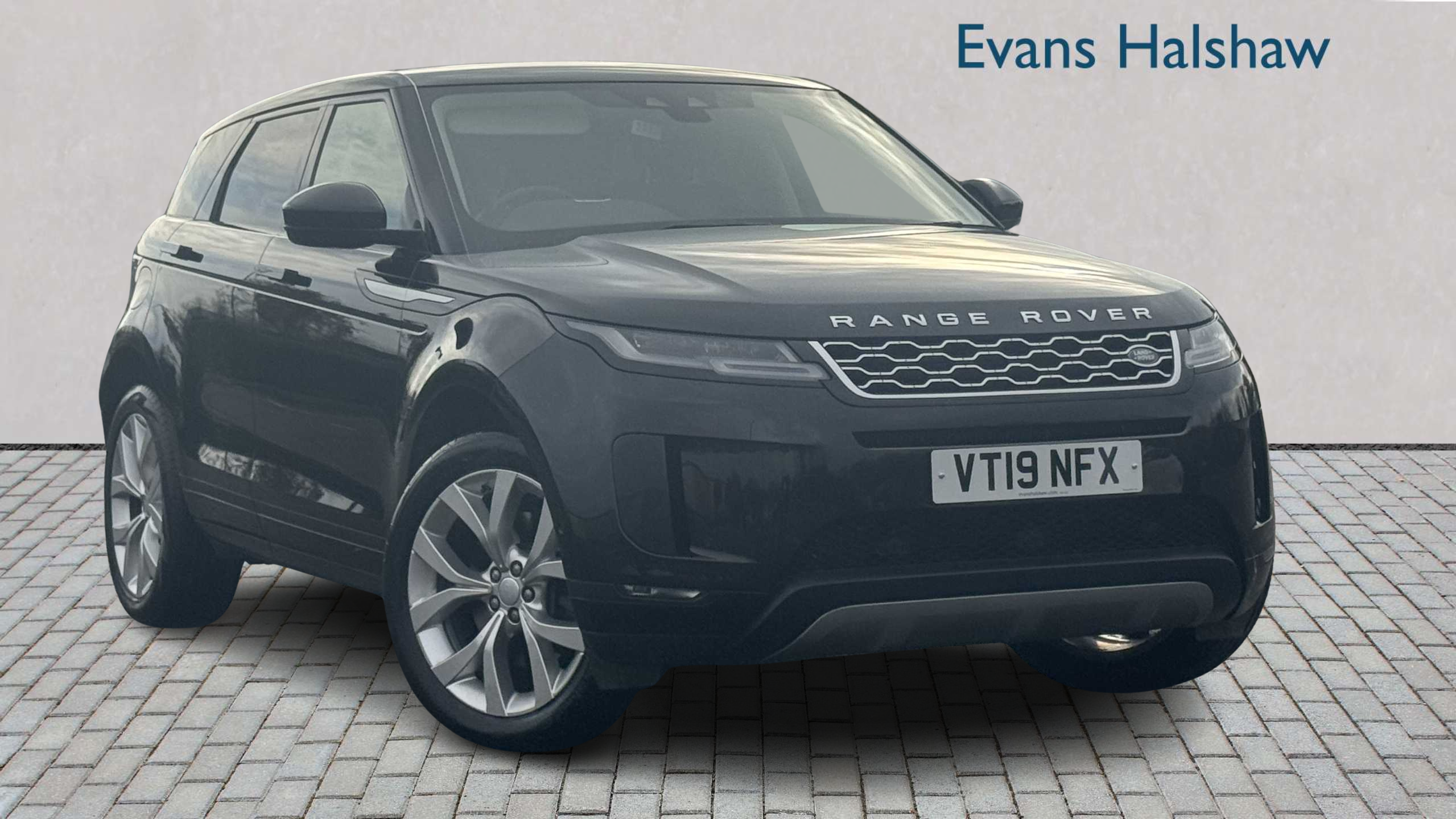 Main listing image - Land Rover Range Rover Evoque