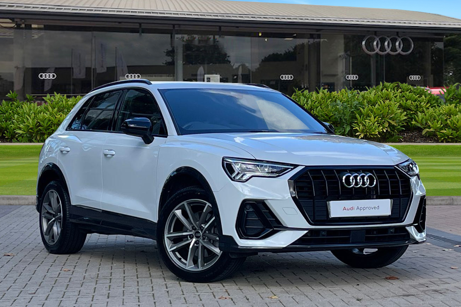 Main listing image - Audi Q3