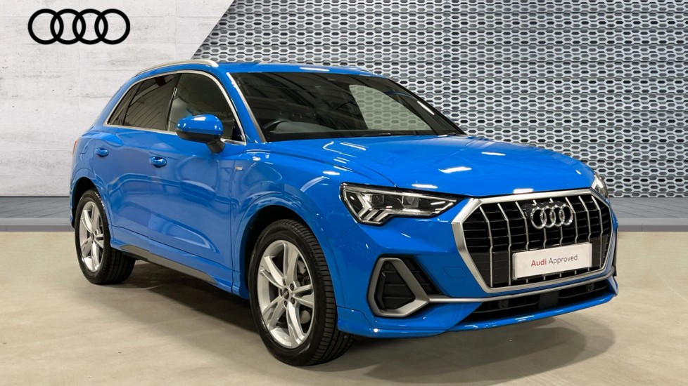 Main listing image - Audi Q3