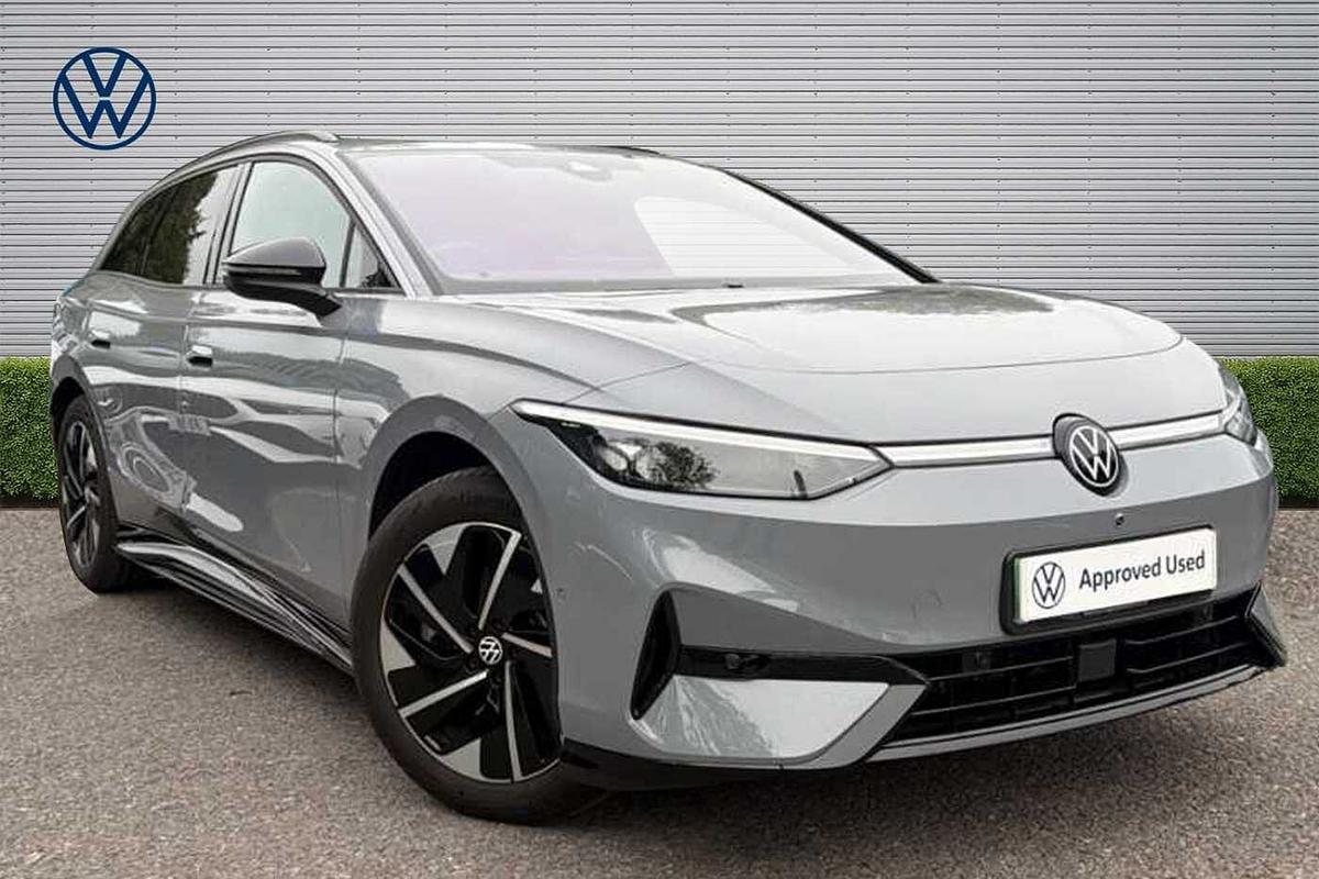 Main listing image - Volkswagen ID.7
