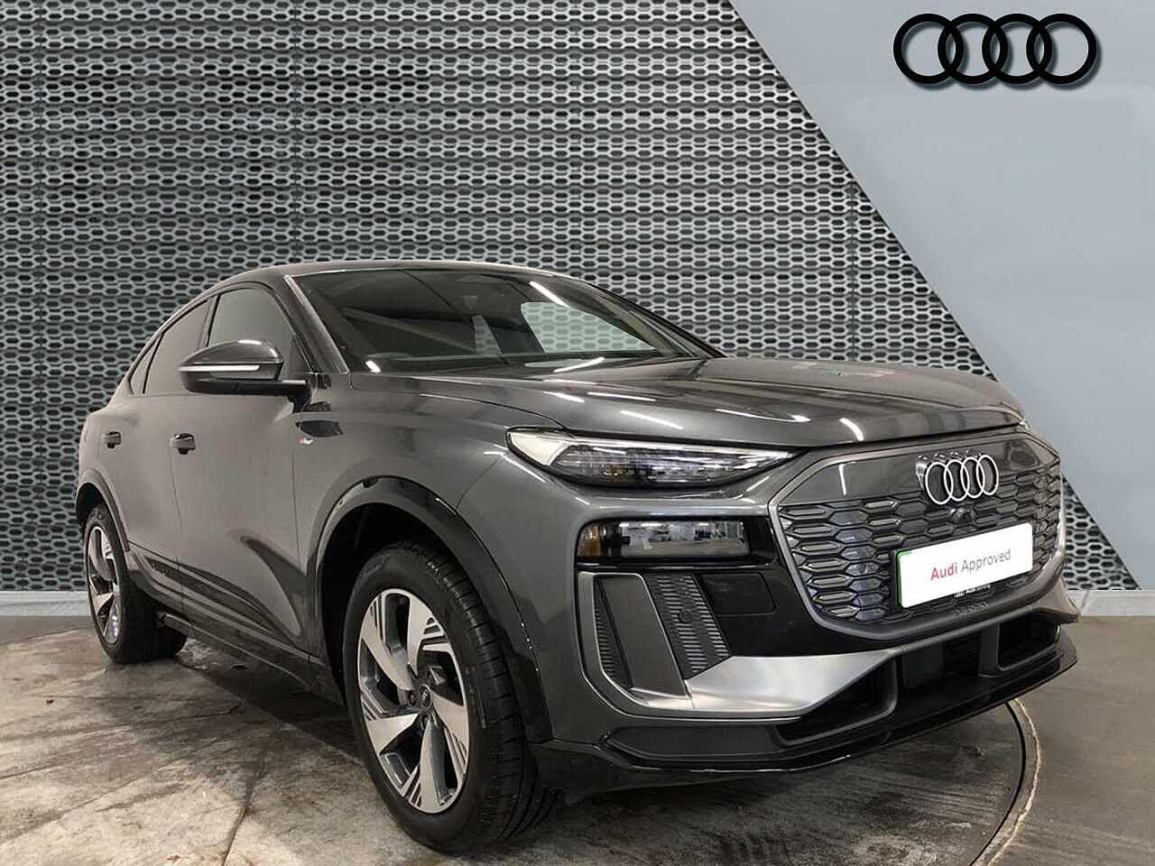 Main listing image - Audi Q6