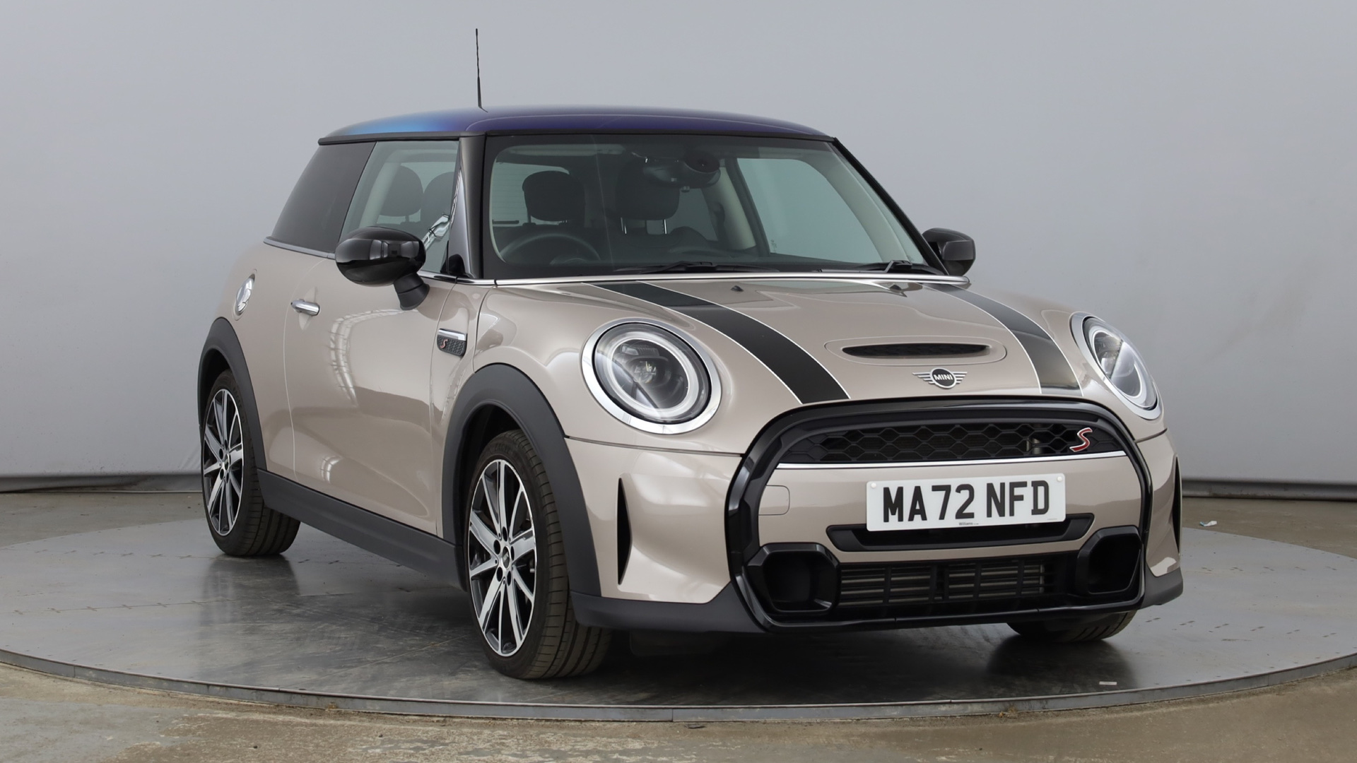 Main listing image - MINI Hatchback