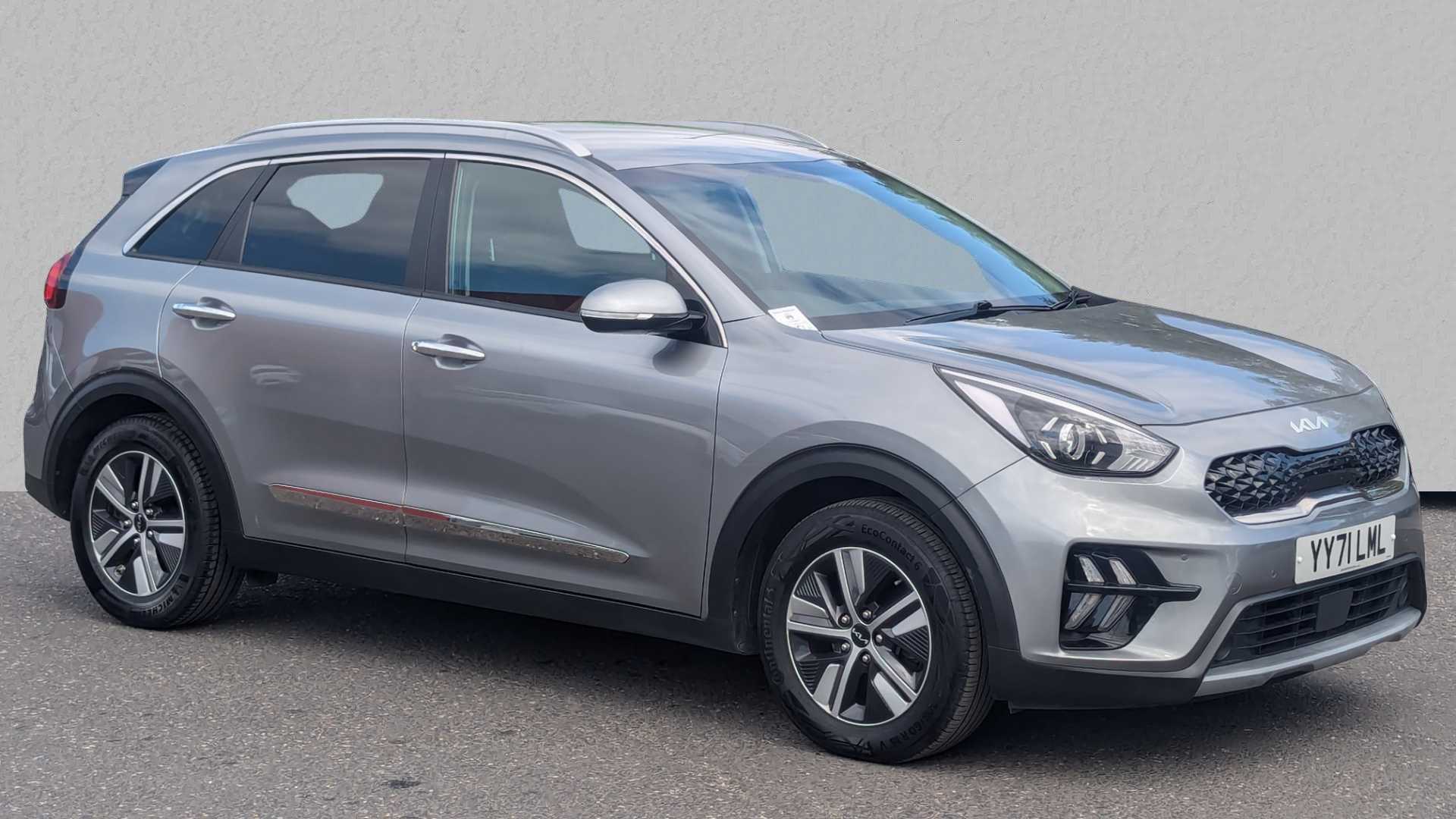 Main listing image - Kia Niro