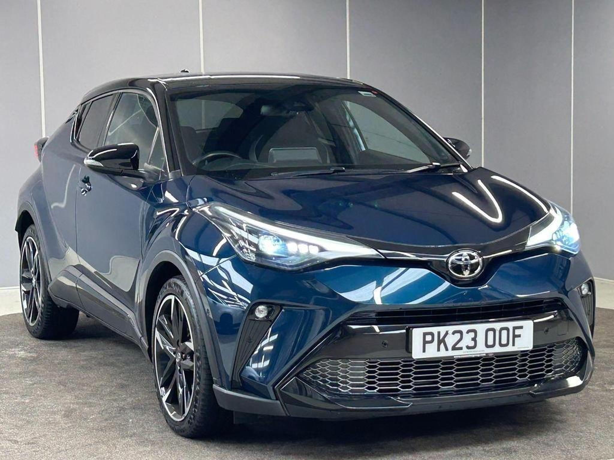 Main listing image - Toyota C-HR