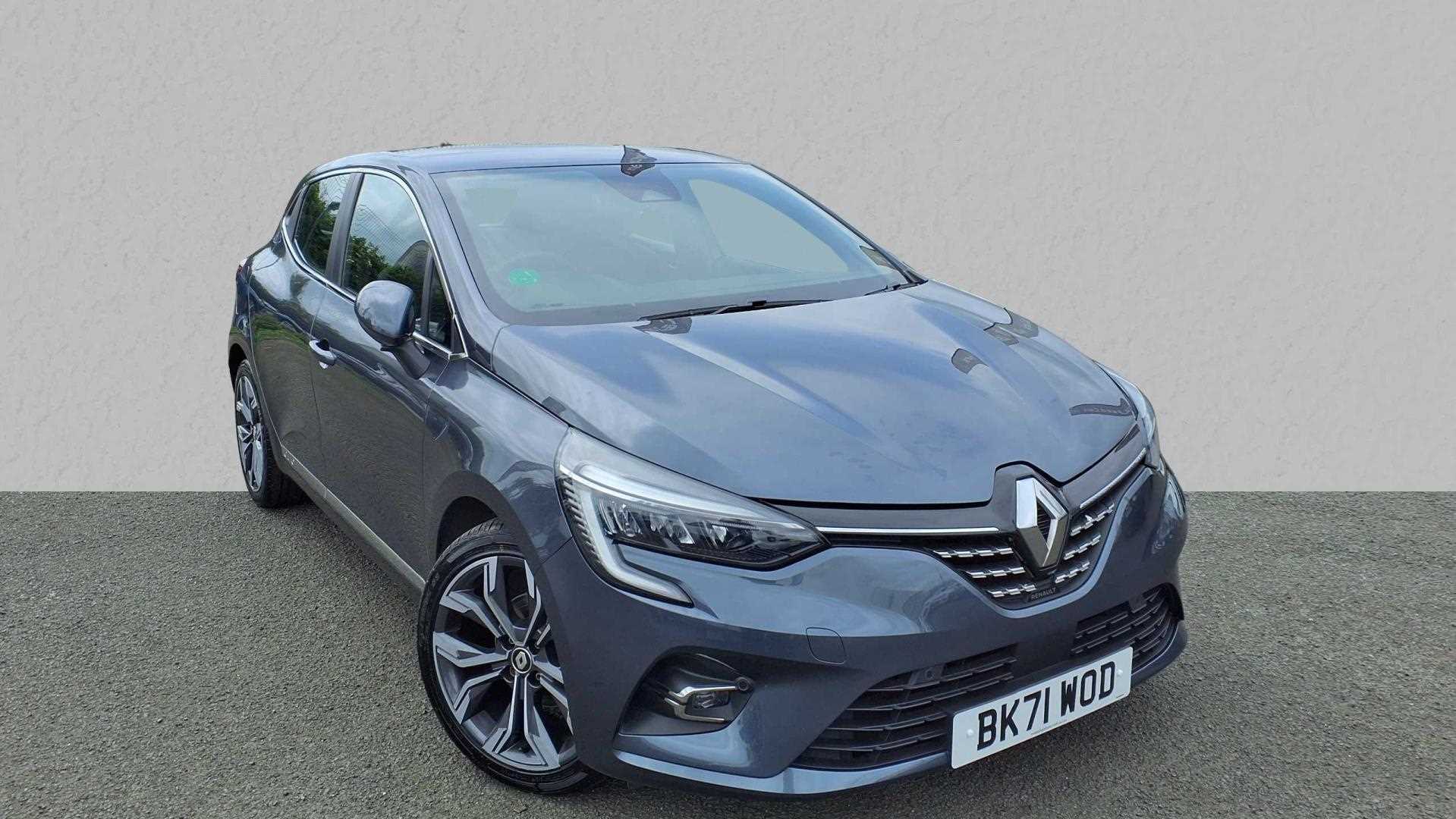 Main listing image - Renault Clio