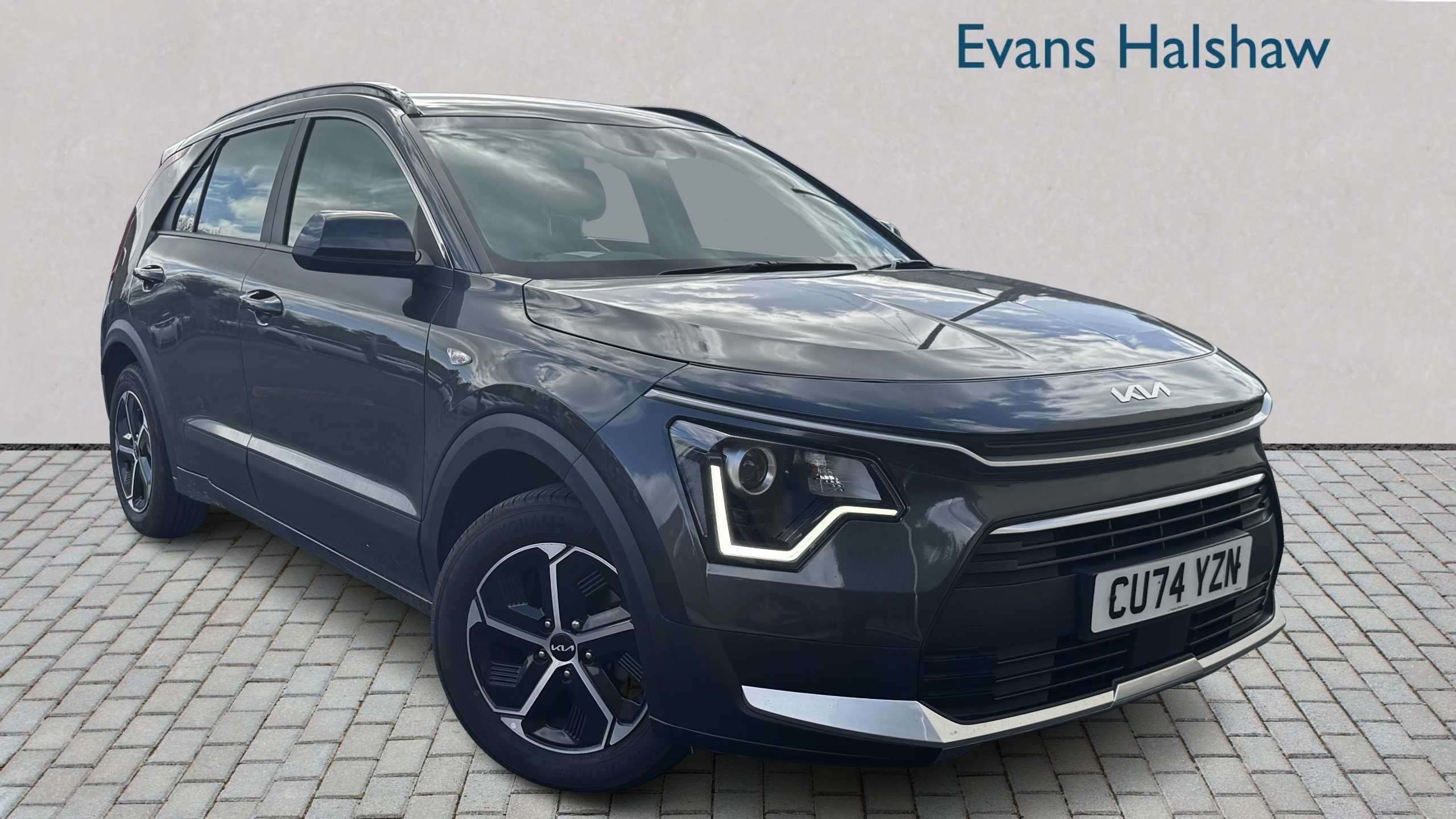 Main listing image - Kia Niro