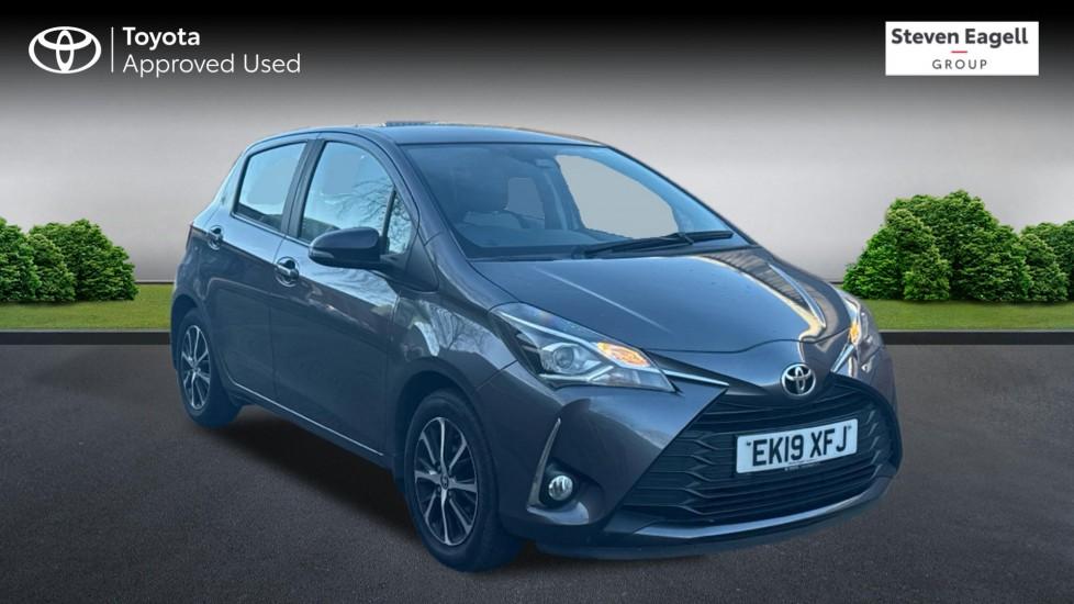 Main listing image - Toyota Yaris