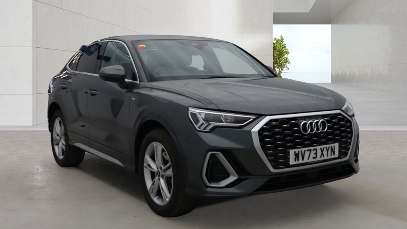 Main listing image - Audi Q3
