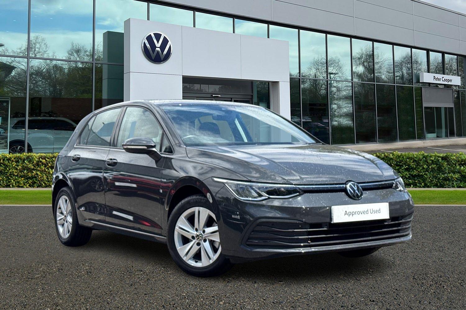 Main listing image - Volkswagen Golf