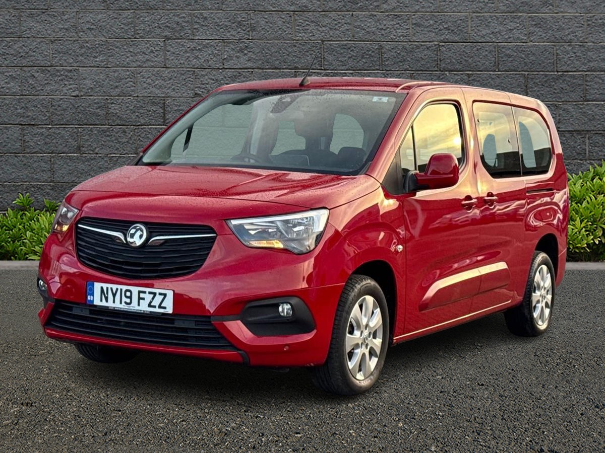 Main listing image - Vauxhall Combo Life