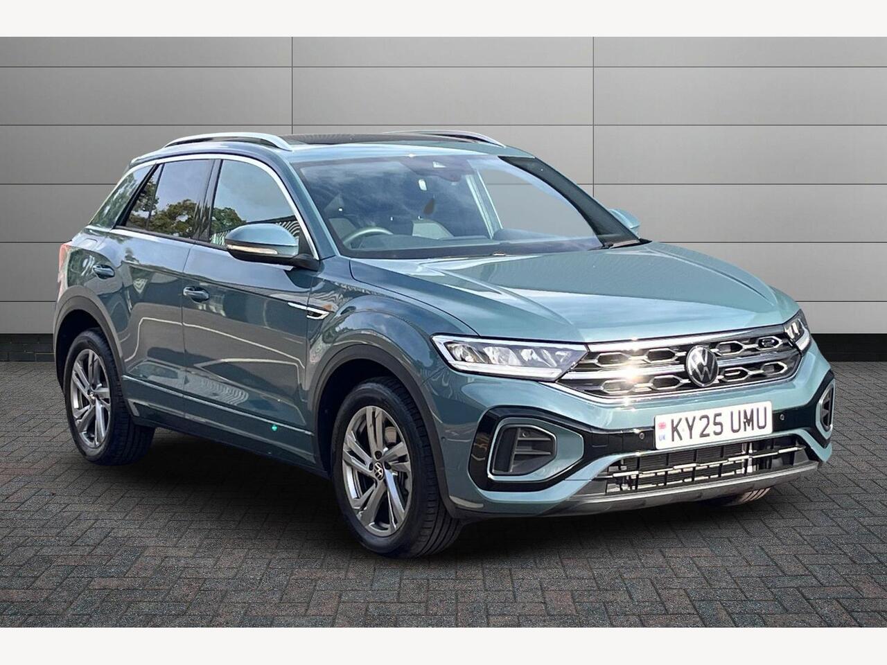 Main listing image - Volkswagen T-Roc
