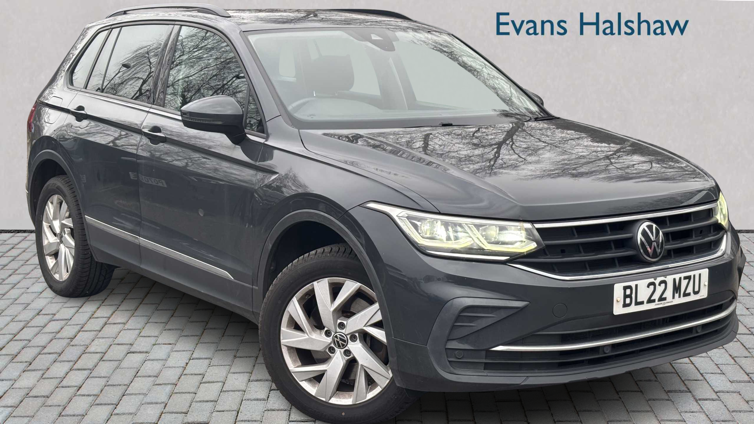 Main listing image - Volkswagen Tiguan