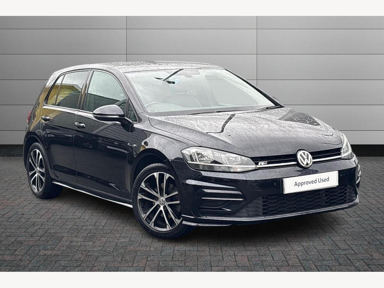 Main listing image - Volkswagen Golf