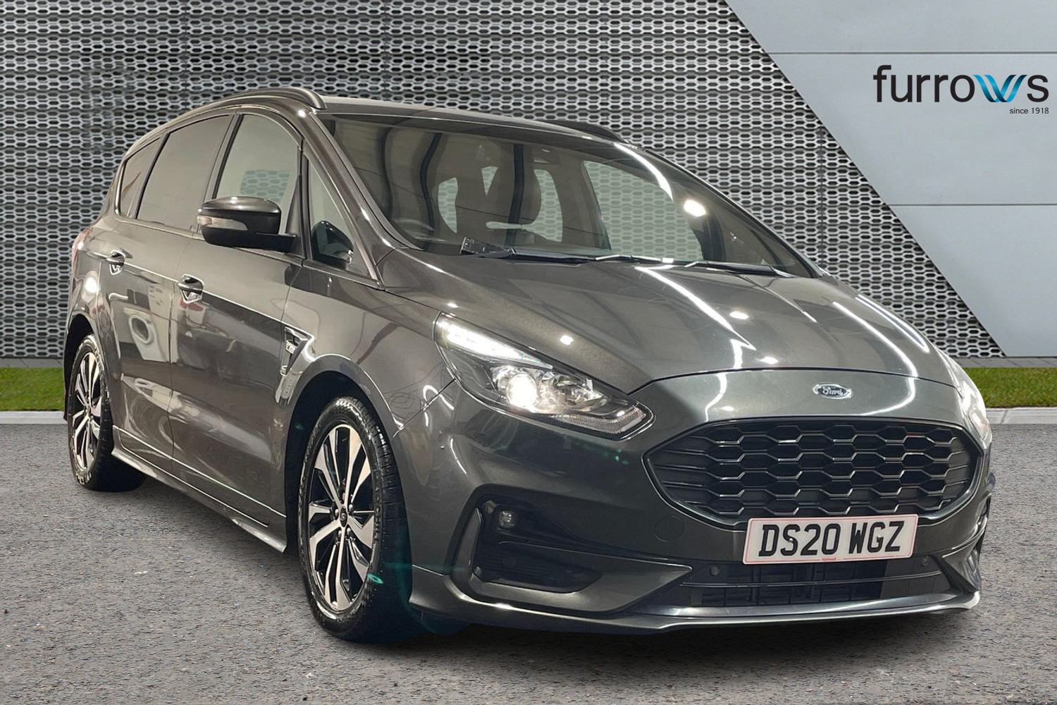 Main listing image - Ford S-MAX