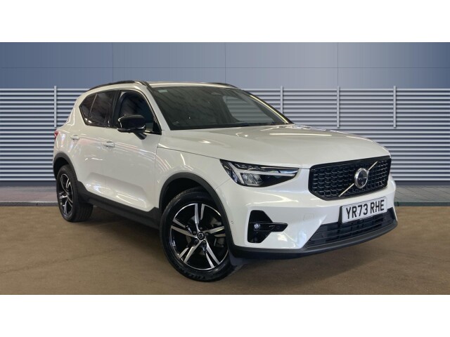 Main listing image - Volvo XC40
