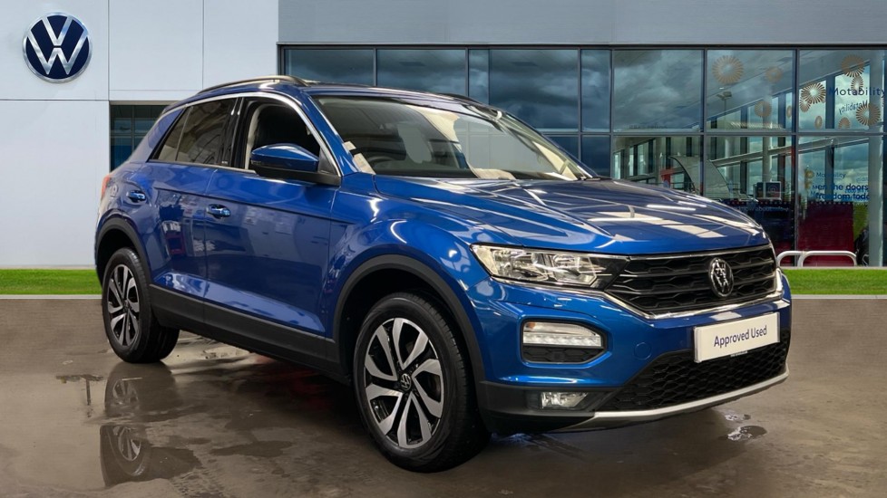 Main listing image - Volkswagen T-Roc