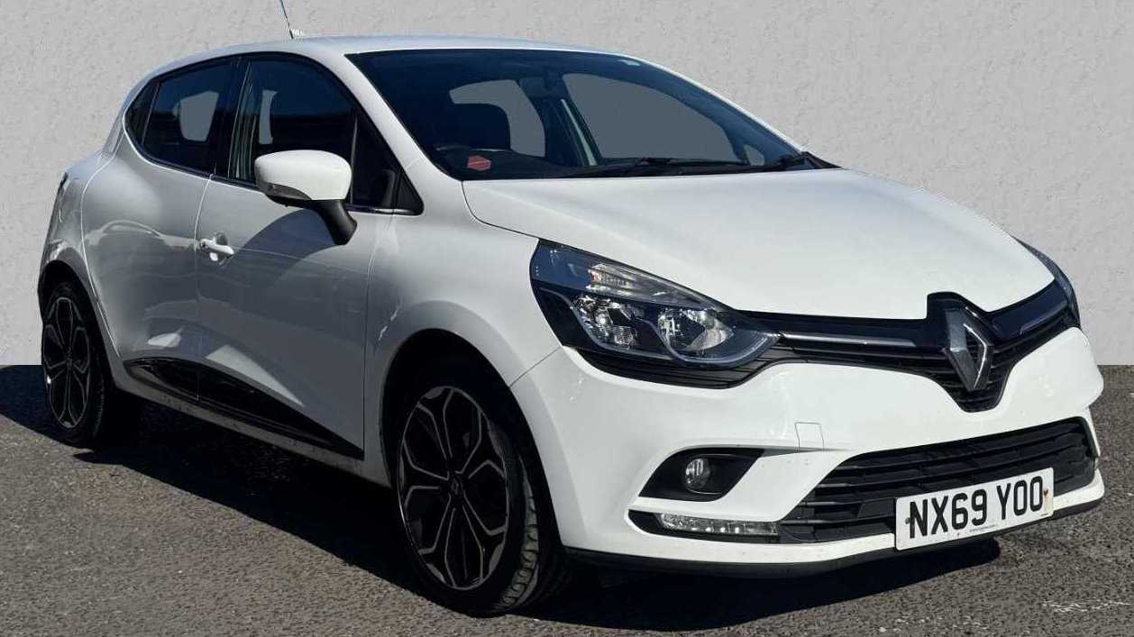 Main listing image - Renault Clio