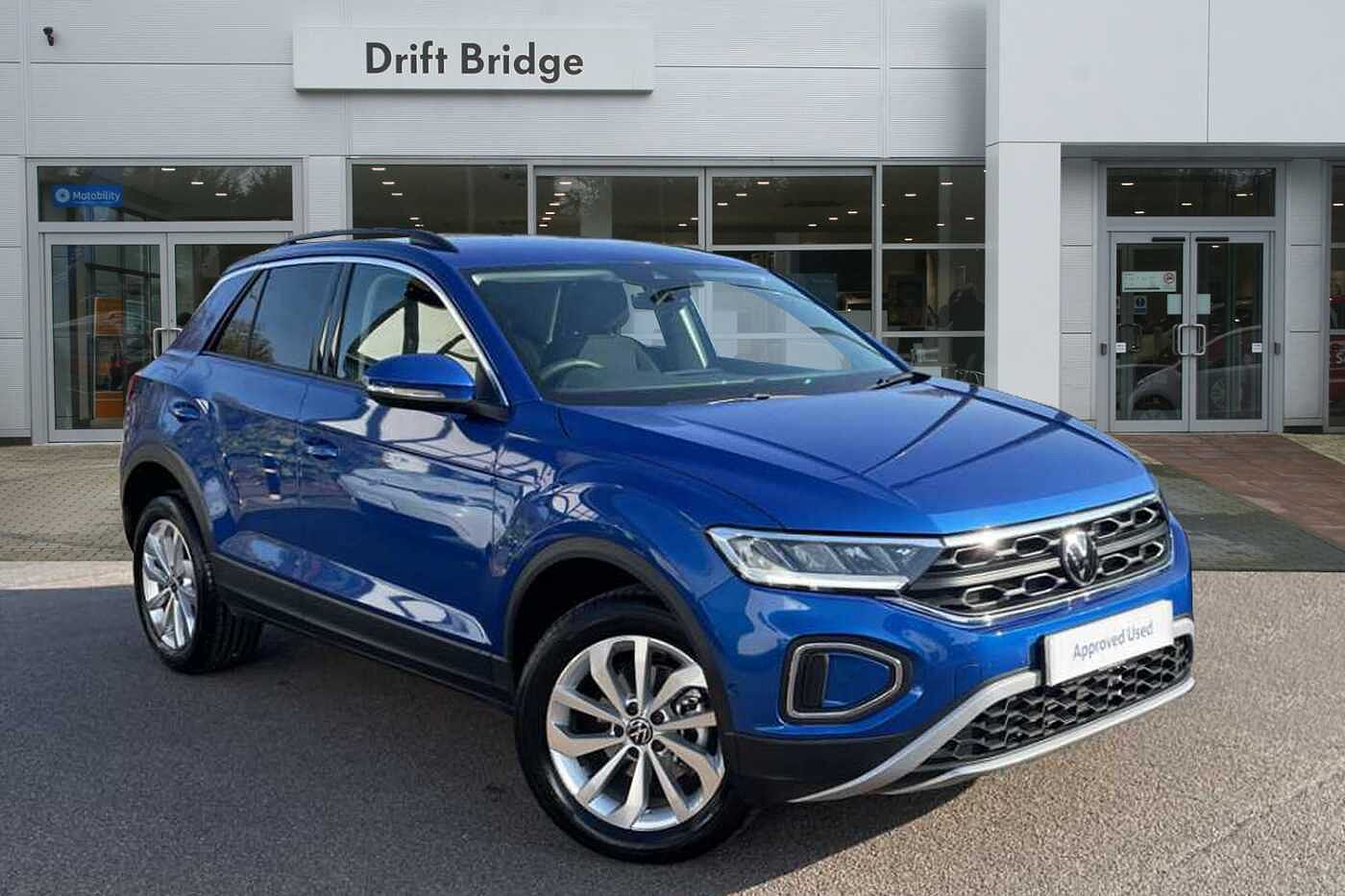 Main listing image - Volkswagen T-Roc