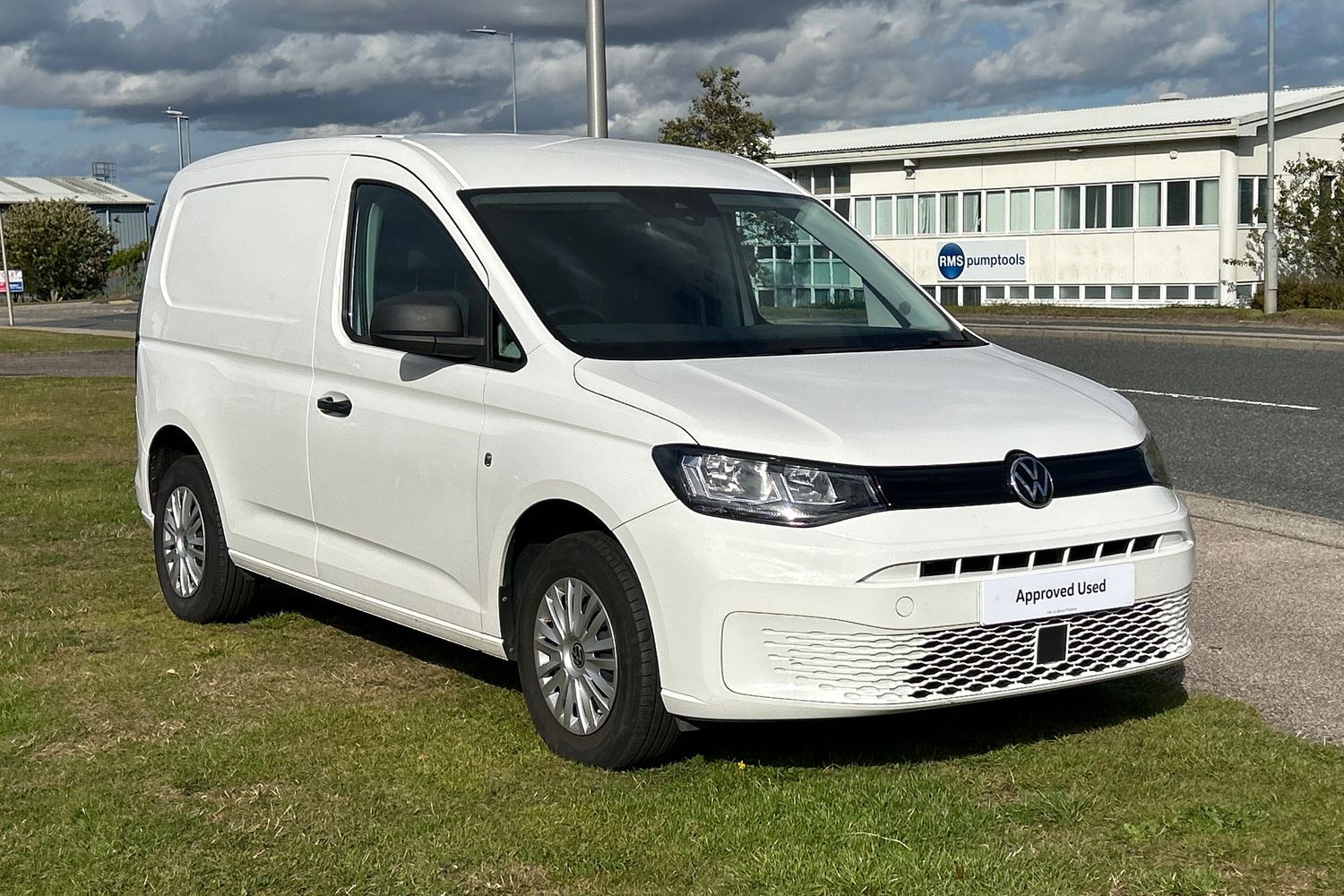 Main listing image - Volkswagen Caddy
