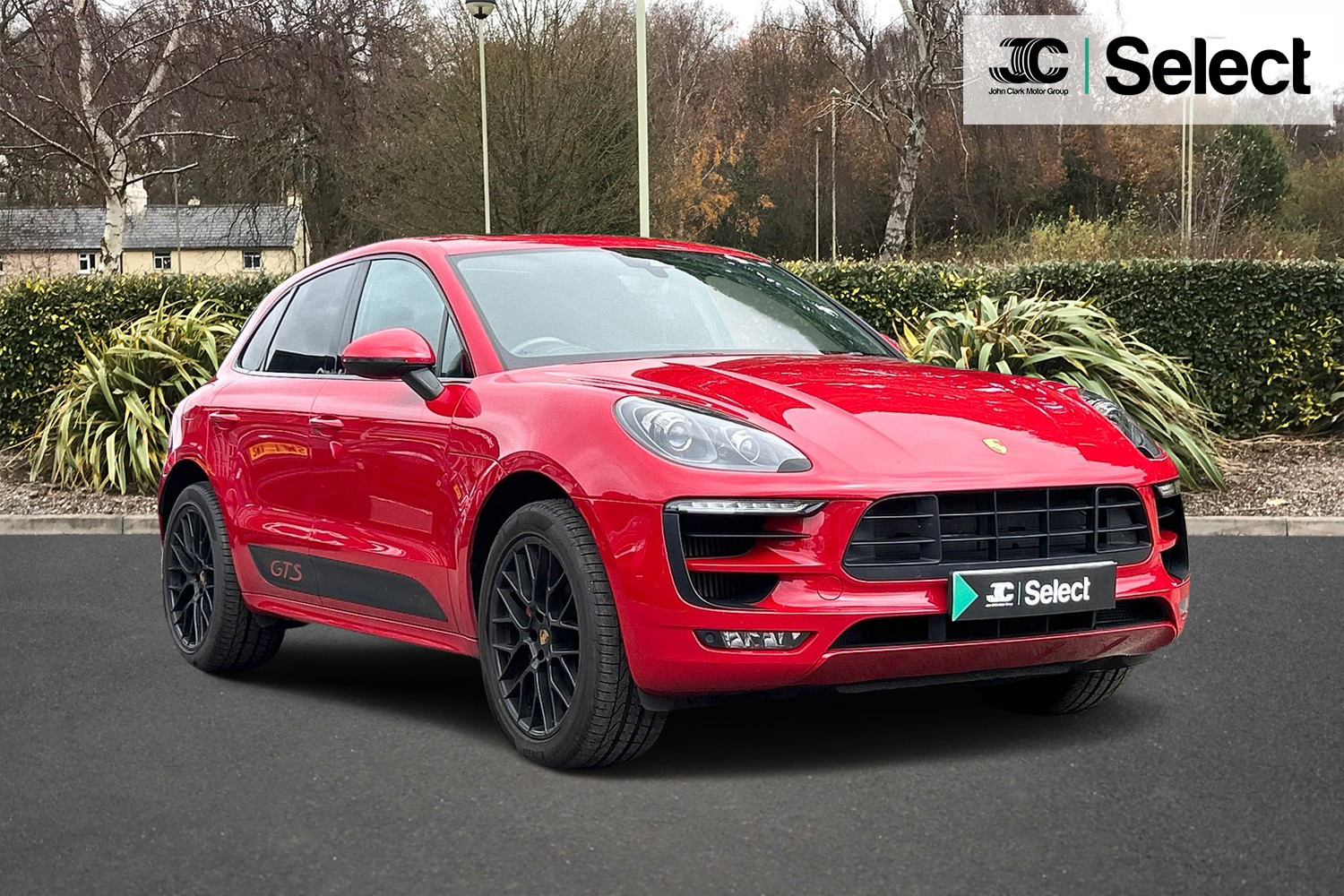 Main listing image - Porsche Macan