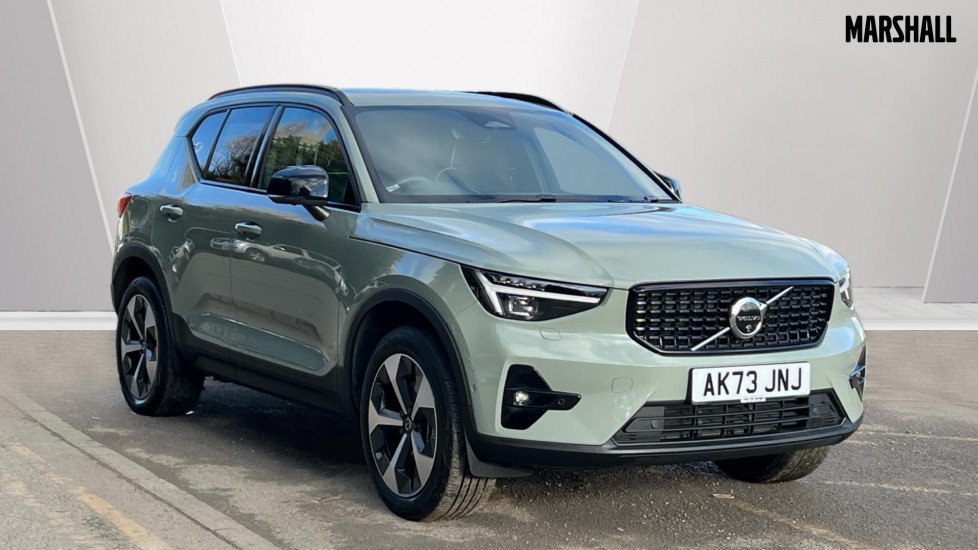 Main listing image - Volvo XC40