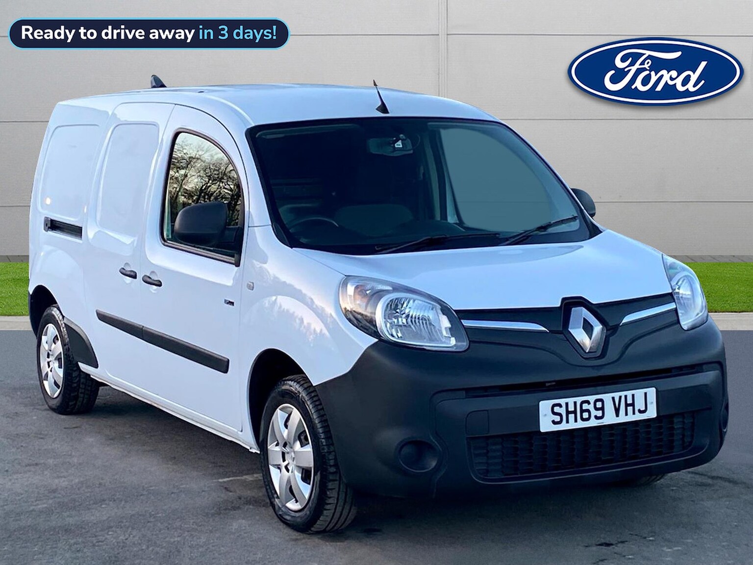 Main listing image - Renault Kangoo E-Tech