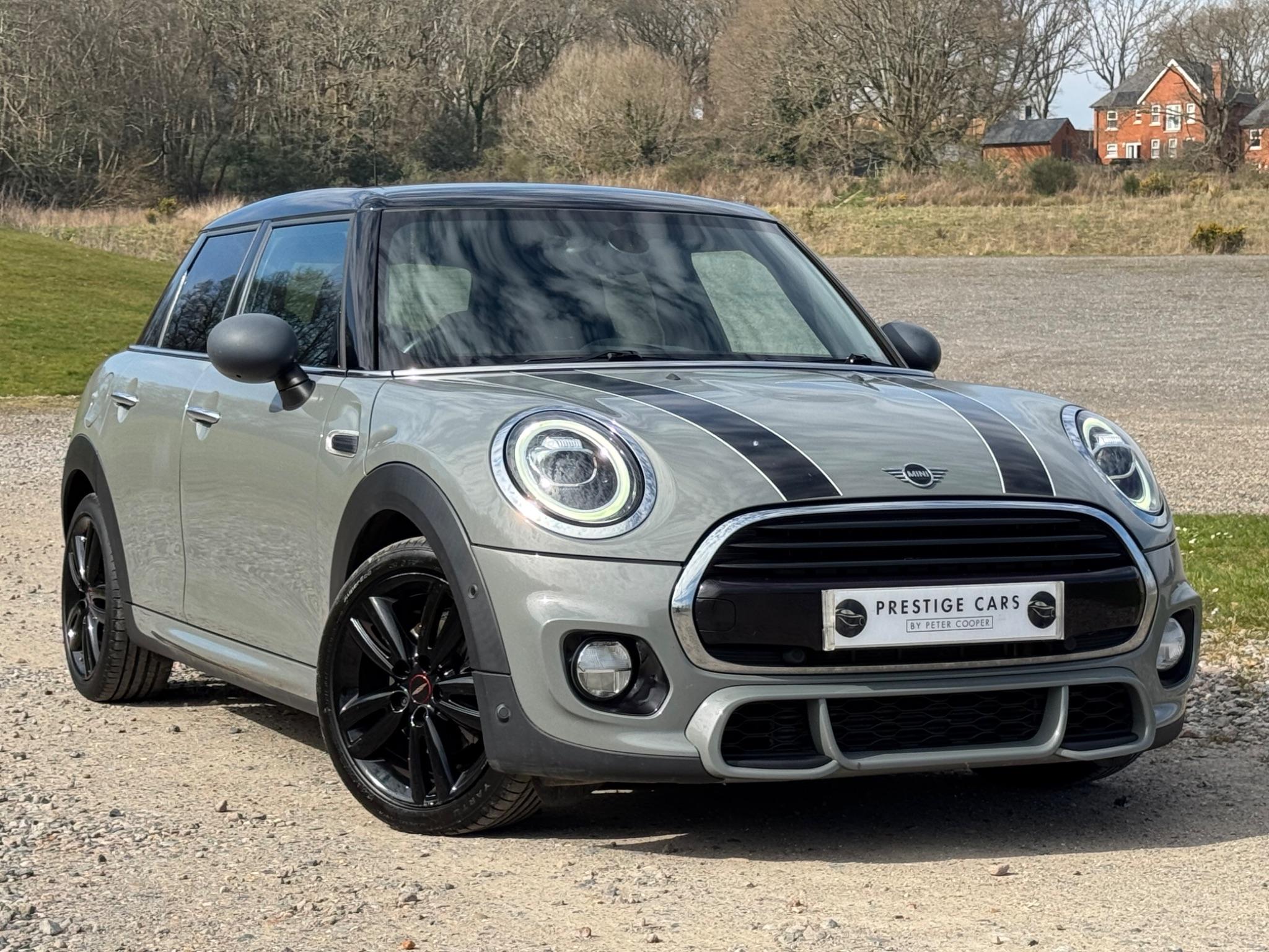 Main listing image - MINI Hatchback 5dr