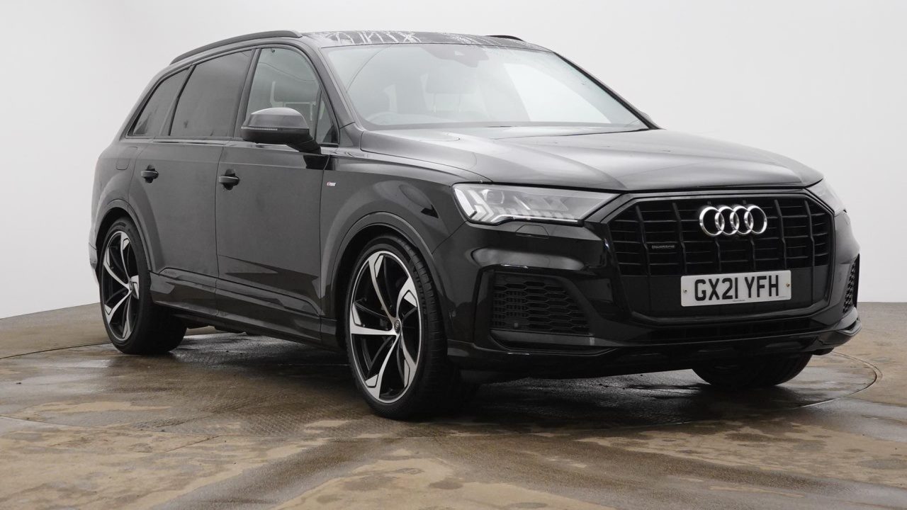 Main listing image - Audi Q7