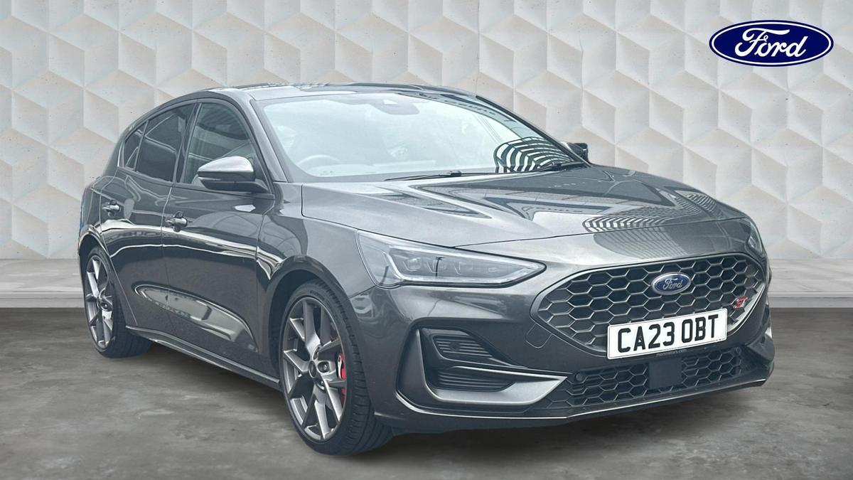 Main listing image - Ford Focus ST