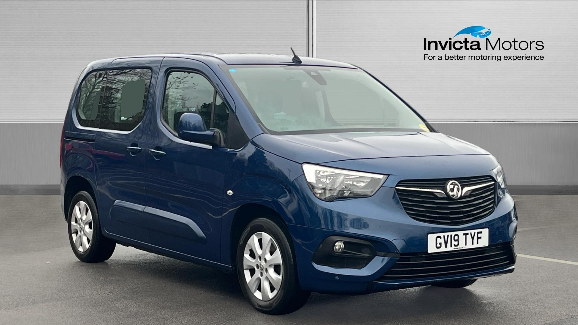 Main listing image - Vauxhall Combo Life