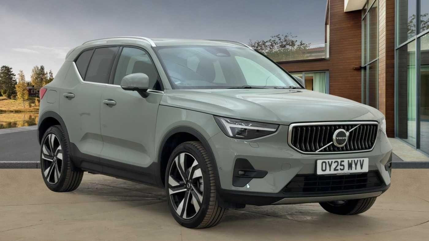 Main listing image - Volvo XC40