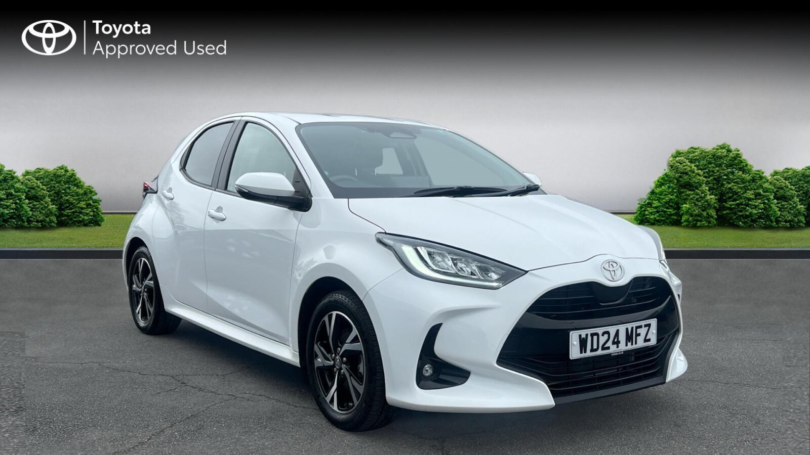 Main listing image - Toyota Yaris