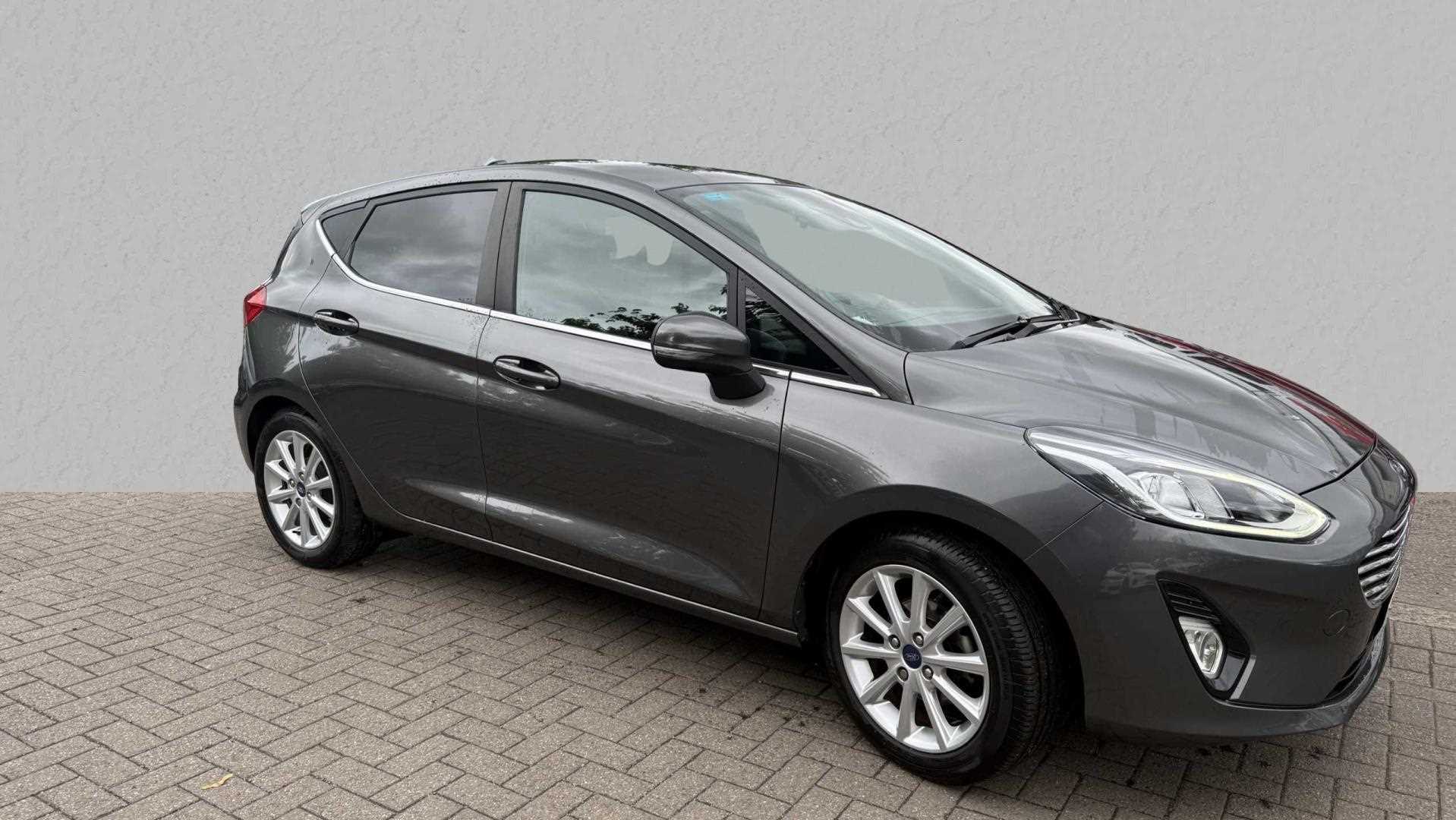Main listing image - Ford Fiesta