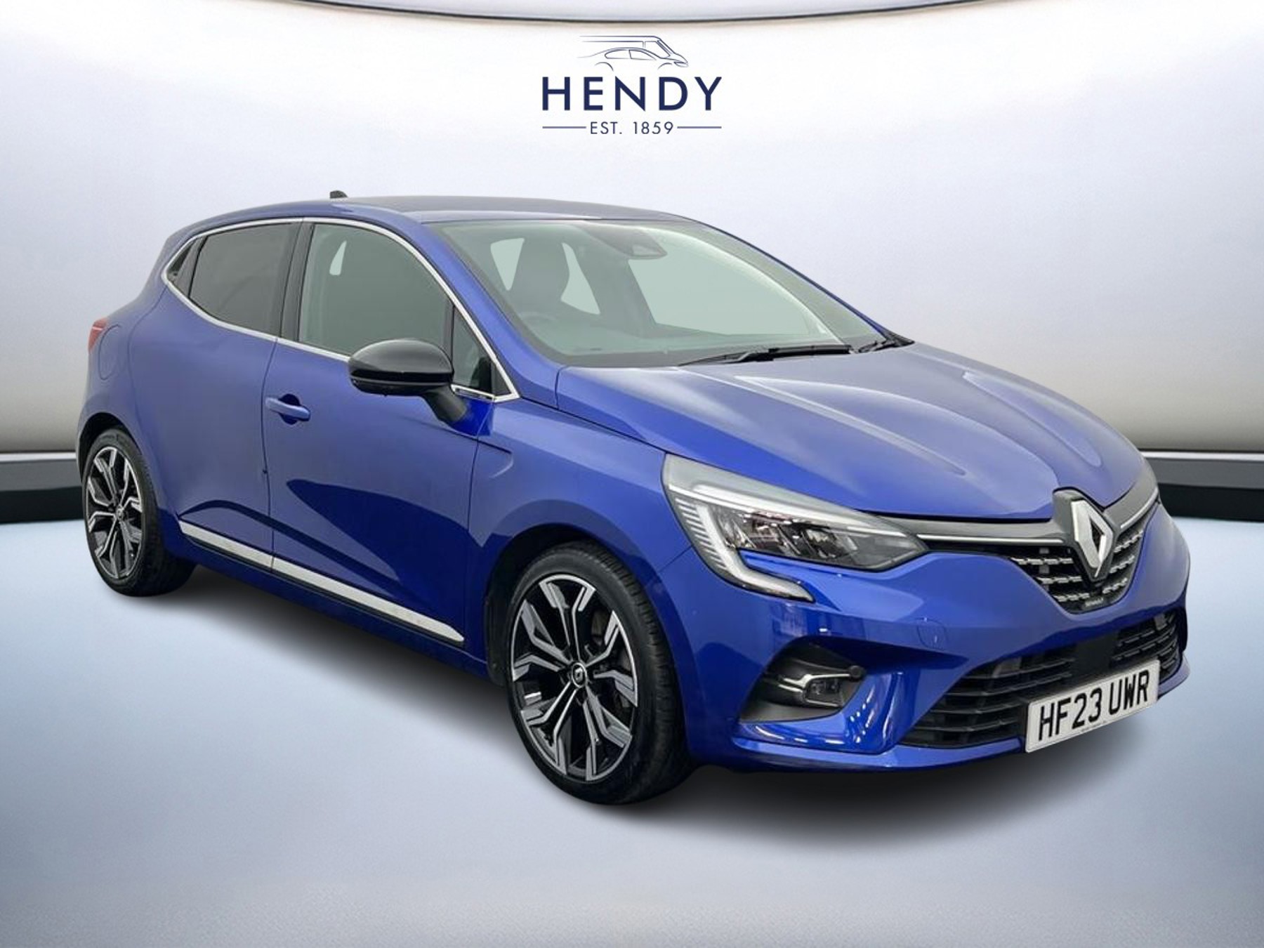 Main listing image - Renault Clio