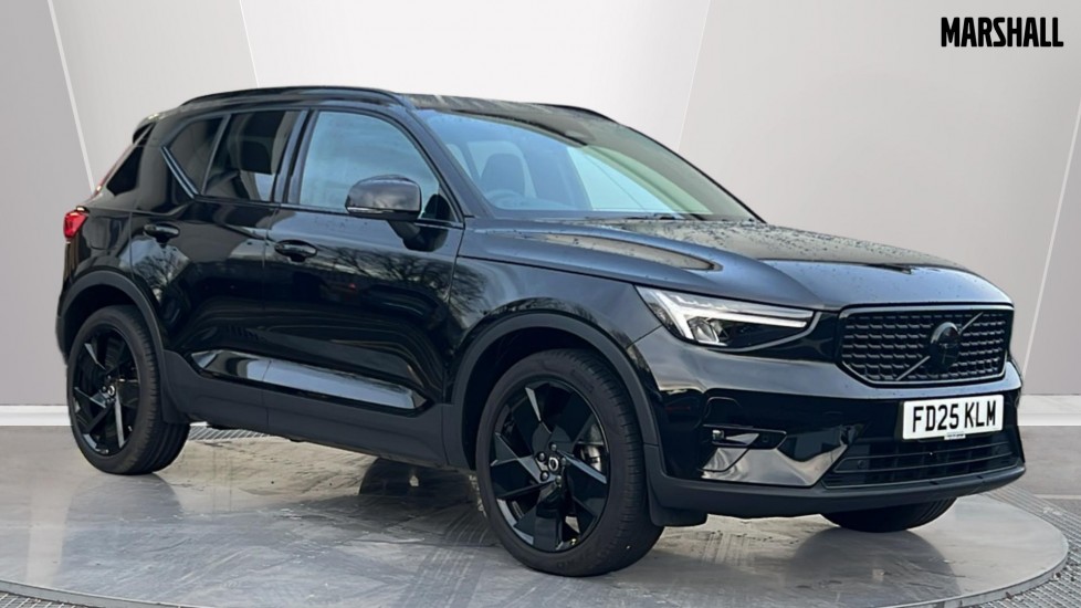 Main listing image - Volvo XC40